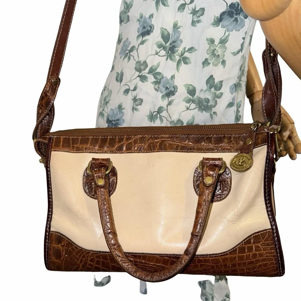vintage‎ Brahmin Ivory satchel  With brown crocodile-embossed leather trim.